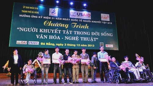 Efforts to integrate people with disabilities into community - ảnh 2